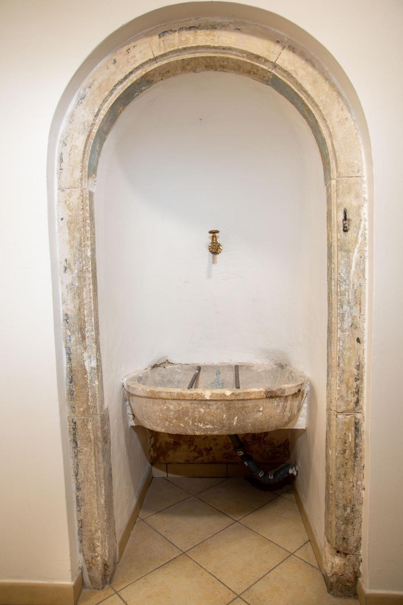 Casa Fedele Apartment ลาควิลา ภายนอก รูปภาพ