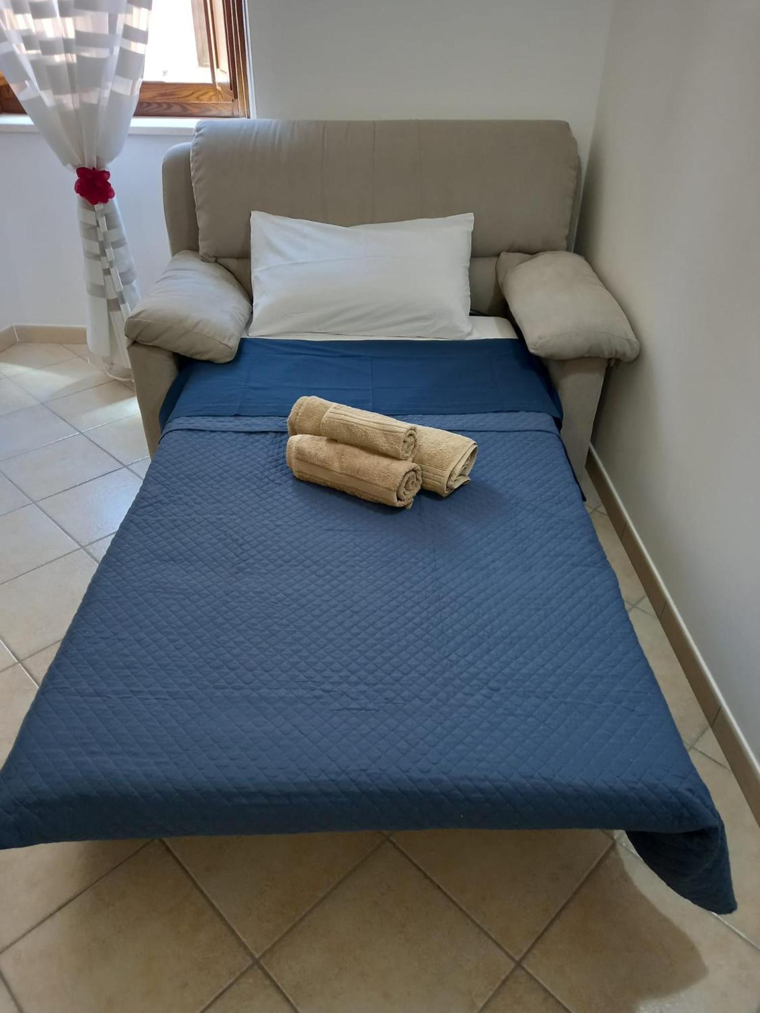 Casa Fedele Apartment ลาควิลา ภายนอก รูปภาพ